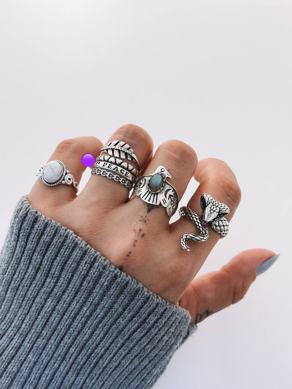 Anel escrito "Peace" em prata 925