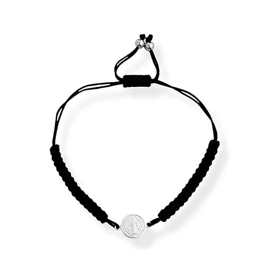 Pulseira em Macramê com Pingente de São Bento em Prata 925 - 26cm